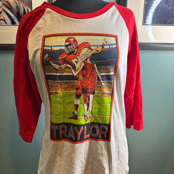 Taylor Swift -Taylor Red and White Long Sleeve Tee Ladies Medium - Picture 1 of 4